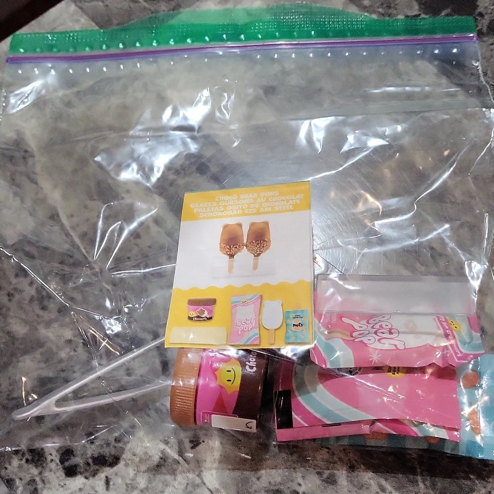 Miniverse Make It Mini Choco Bear Pops